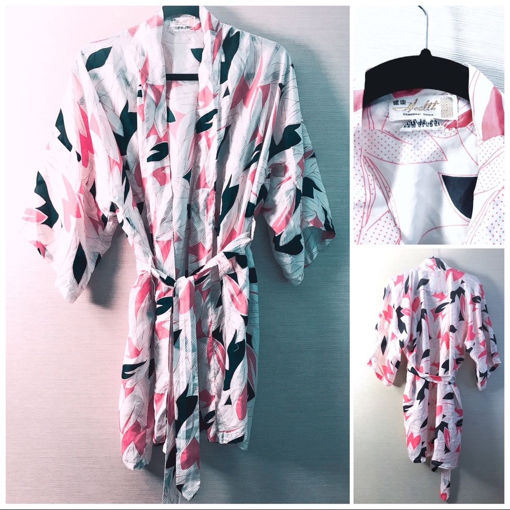 Vintage 100% silk half robe medium /small